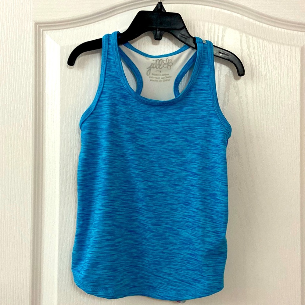 Tank top size 4